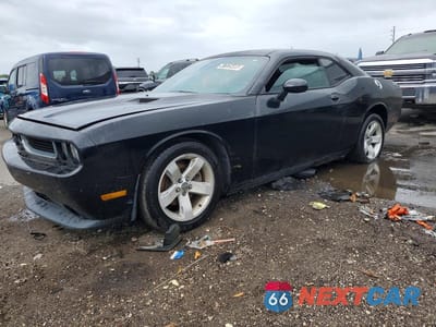 2014 DODGE CHALLENGER SXT 2C3CDYAG5EH238672 - główne zdjęcie licytacji z USA - miniatura