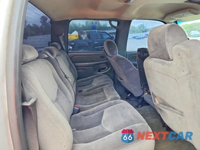 Zdjęcie 10 z 12 samochodu: 2005 GMC NEW SIERRA C1500 VIN:2GTEC13T651185532 - miniatura