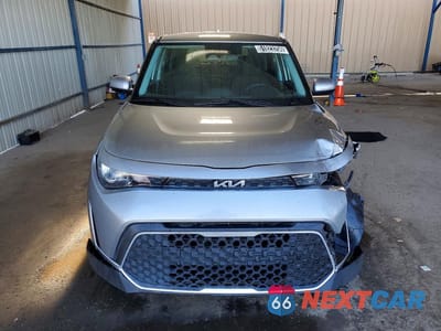 Piąte zdjęcie samochodu w środku: 2025 KIA SOUL LX VIN:KNDJ23AU4S7942161 - miniatura