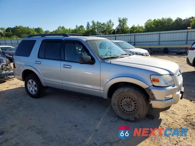Czwarte zdjęcie samochodu z boku: 2010 FORD EXPLORER XLT VIN:1FMEU7DE7AUA30577 - miniatura