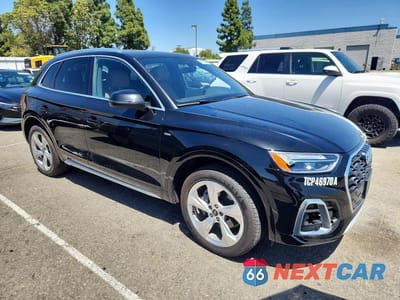 Czwarte zdjęcie samochodu z boku: 2022 AUDI Q5 PREMIUM PLUS 45 VIN:WA1EAAFY8N2069093 - miniatura