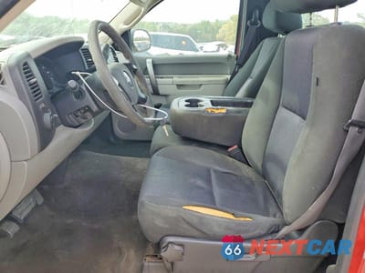 Zdjęcie 7 z 11 samochodu: 2012 CHEVROLET SILVERADO C1500 VIN:1GCNCPEX1CZ226141 - miniatura