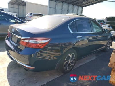 Trzecie zdjęcie samochodu z tyłu: 2017 HONDA ACCORD LX VIN:1HGCR2F31HA233182 - miniatura