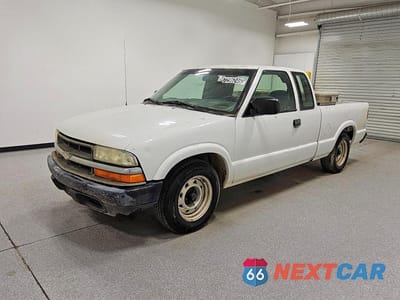 2003 CHEVROLET S TRUCK S10 1GCCS19X638286973 - główne zdjęcie licytacji z USA - miniatura