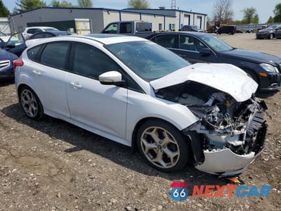Czwarte zdjęcie samochodu z boku: 2013 FORD FOCUS ST VIN:1FADP3L96DL185917 - miniatura
