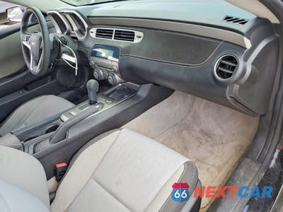 Zdjęcie 8 z 12 samochodu: 2012 CHEVROLET CAMARO LS VIN:2G1FA1E34C9194227 - miniatura