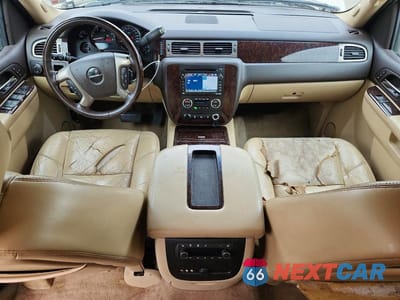 Zdjęcie 8 z 14 samochodu: 2011 GMC YUKON DENALI VIN:1GKS1EEFXBR220295 - miniatura