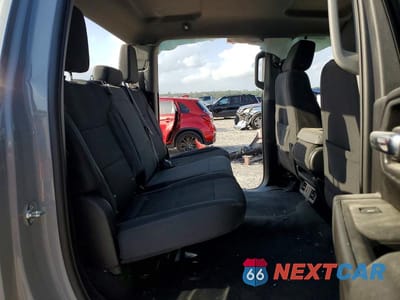 Zdjęcie 11 z 14 samochodu: 2025 CHEVROLET SILVERADO K2500 CUSTOM VIN:2GC4KMEY2S1186343 - miniatura