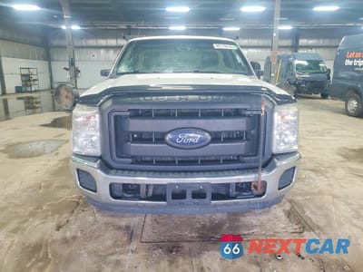 Piąte zdjęcie samochodu w środku: 2015 FORD F250 SUPER DUTY UTILITY / SERVICE TRUCK VIN:1FDBF2A68FEC47733 - miniatura