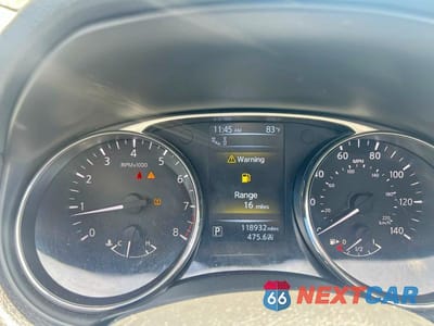 Zdjęcie 8 z 12 samochodu: 2016 NISSAN ROGUE SL VIN:5N1AT2MV5GC886219 - miniatura