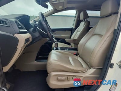 Zdjęcie 7 z 13 samochodu: 2018 HONDA ODYSSEY EXL VIN:5FNRL6H7XJB085015 - miniatura
