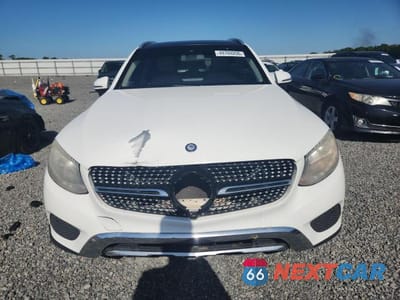 Piąte zdjęcie samochodu w środku: 2016 MERCEDES-BENZ GLC 300 VIN:WDC0G4JB4GF091987 - miniatura