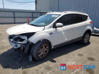 2016 FORD ESCAPE TITANIUM 1FMCU0J94GUB52988 - główne zdjęcie licytacji z USA - miniatura