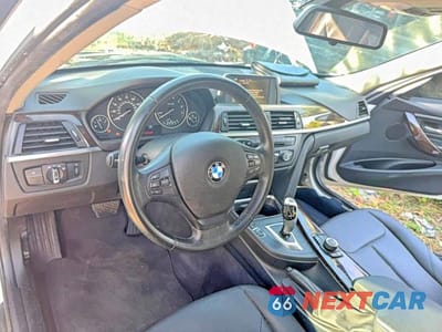 Zdjęcie 9 z 13 samochodu: 2015 BMW 320 I XDRIVE VIN:WBA3C3G58FNT52372 - miniatura