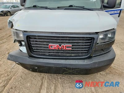 Zdjęcie 11 z 12 samochodu: 2022 GMC SAVANA G2500 UTILITY / SERVICE VAN VIN:1GTW7AFP3N1145308 - miniatura