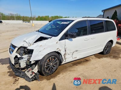 Drugie zdjęcie samochodu z przodu: 2017 DODGE GRAND CARAVAN GT VIN:2C4RDGEG9HR852939 - miniatura