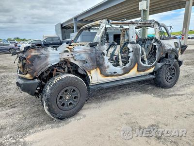 2022 FORD BRONCO BASE 1FMEE5DP5NLB39148 - główne zdjęcie licytacji z USA - miniatura