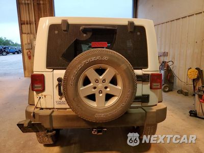 Zdjęcie 6 z 13 samochodu: 2014 JEEP WRANGLER UNLIMITED SPORT VIN:1C4BJWDG2EL126835 - miniatura