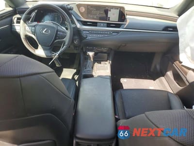 Zdjęcie 8 z 12 samochodu: 2019 LEXUS ES 350 VIN:58ABZ1B10KU027483 - miniatura