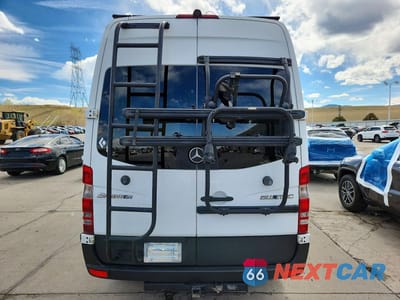 Zdjęcie 6 z 13 samochodu: 2012 MERCEDES-BENZ SPRINTER 2500 VIN:WD3PE7CC9C5701037 - miniatura