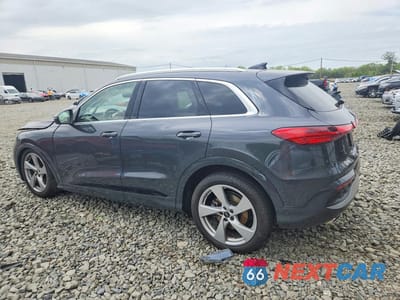 Drugie zdjęcie samochodu z przodu: 2025 AUDI Q5 PRESTIGE VIN:WA13AAGU5S2013563 - miniatura