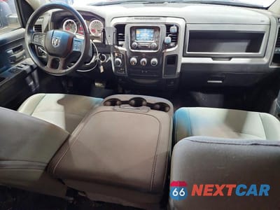 Zdjęcie 8 z 11 samochodu: 2017 RAM 1500 ST VIN:1C6RR7FTXHS659914 - miniatura