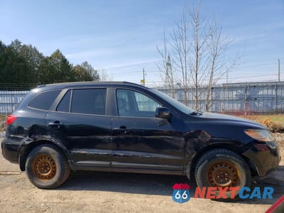Czwarte zdjęcie samochodu z boku: 2009 HYUNDAI SANTA FE GL VIN:5NMSG13E79H303839 - miniatura