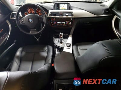 Zdjęcie 8 z 12 samochodu: 2018 BMW 320 XI VIN:WBA8A3C55JA495328 - miniatura
