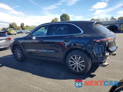 Drugie zdjęcie samochodu z przodu: 2019 PORSCHE CAYENNE VIN:WP1AA2AYXKDA07016 - miniatura