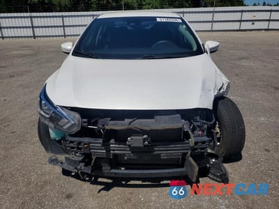 Piąte zdjęcie samochodu w środku: 2024 NISSAN VERSA SV VIN:3N1CN8EV3RL901206 - miniatura