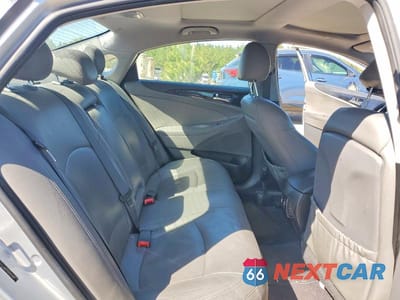 Zdjęcie 10 z 12 samochodu: 2012 HYUNDAI SONATA LIMITED VIN:5NPEC4AC7CH341593 - miniatura