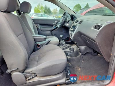 Zdjęcie 7 z 12 samochodu: 2005 FORD FOCUS ZX3 VIN:3FAFP31N35R116503 - miniatura