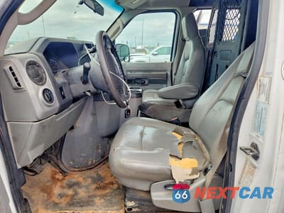Zdjęcie 7 z 13 samochodu: 2009 FORD ECONOLINE E250 VAN VIN:1FTNE24W09DA32986 - miniatura