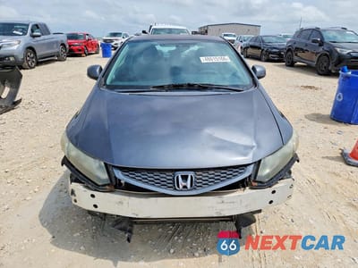 Piąte zdjęcie samochodu w środku: 2013 HONDA CIVIC LX VIN:2HGFG3B57DH516603 - miniatura
