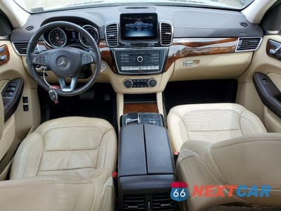 Zdjęcie 8 z 13 samochodu: 2017 MERCEDES-BENZ GLS 450 4MATIC VIN:4JGDF6EE4HA822549 - miniatura