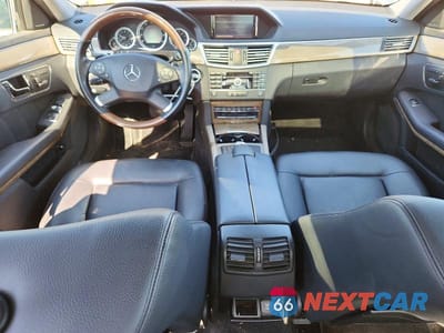 Zdjęcie 8 z 12 samochodu: 2011 MERCEDES-BENZ E 350 4MATIC VIN:WDDHF8HB2BA431335 - miniatura