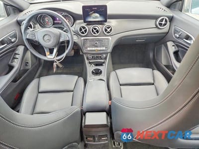 Zdjęcie 8 z 13 samochodu: 2019 MERCEDES-BENZ CLA 250 4MATIC VIN:WDDSJ4GB0KN742656 - miniatura