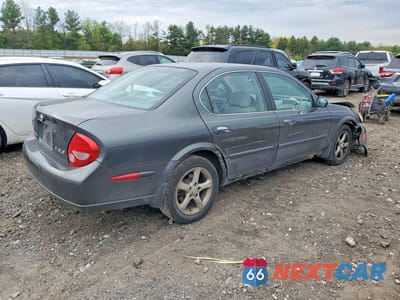 Trzecie zdjęcie samochodu z tyłu: 2001 NISSAN MAXIMA GXE VIN:JN1CA31D01T615244 - miniatura
