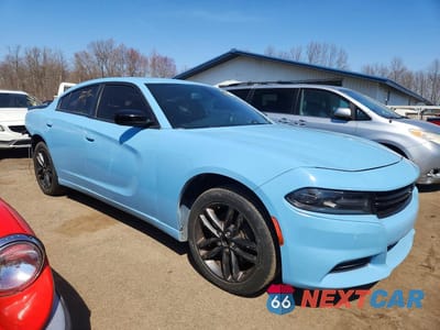 Czwarte zdjęcie samochodu z boku: 2017 DODGE CHARGER SXT VIN:2C3CDXJG1HH645063 - miniatura
