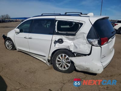 Drugie zdjęcie samochodu z przodu: 2019 CHRYSLER PACIFICA TOURING L VIN:2C4RC1BG3KR539803 - miniatura