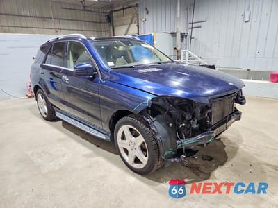 Czwarte zdjęcie samochodu z boku: 2015 MERCEDES-BENZ ML 400 4MATIC VIN:4JGDA5GB6FA542625 - miniatura