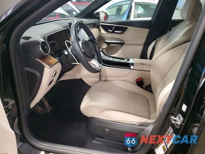 Zdjęcie 7 z 13 samochodu: 2024 MERCEDES-BENZ GLC 300 4MATIC VIN:W1NKM4HB4RF153848 - miniatura