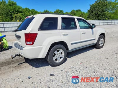 Trzecie zdjęcie samochodu z tyłu: 2007 JEEP GRAND CHEROKEE LAREDO VIN:1J8GR48KX7C578335 - miniatura