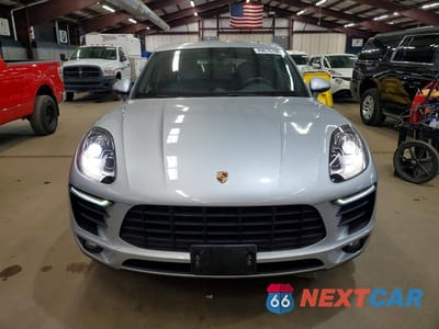 Piąte zdjęcie samochodu w środku: 2017 PORSCHE MACAN S VIN:WP1AB2A53HLB17200 - miniatura