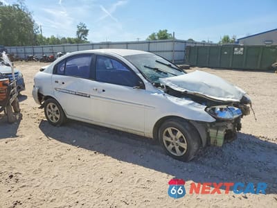 Czwarte zdjęcie samochodu z boku: 2009 HYUNDAI ACCENT GLS VIN:KMHCN46C09U306625 - miniatura