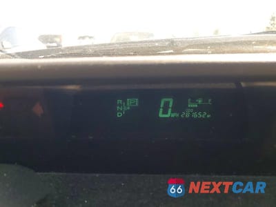 Zdjęcie 9 z 12 samochodu: 2006 TOYOTA PRIUS BASE VIN:JTDKB20U867541170 - miniatura