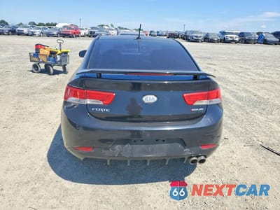 Zdjęcie 6 z 12 samochodu: 2011 KIA FORTE SX VIN:KNAFW6A33B5432203 - miniatura