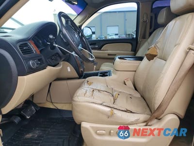 Zdjęcie 7 z 12 samochodu: 2007 CHEVROLET TAHOE C1500 VIN:1GNFC13JX7R163988 - miniatura