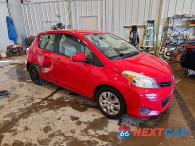 Czwarte zdjęcie samochodu z boku: 2014 TOYOTA YARIS 5-DOOR LE VIN:JTDKTUD39ED589321 - miniatura