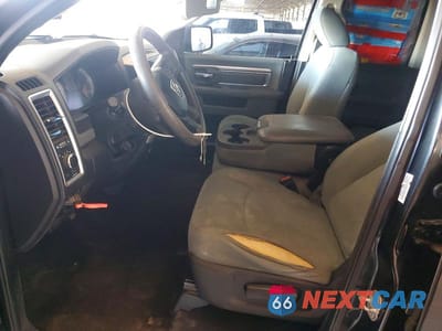 Zdjęcie 7 z 12 samochodu: 2017 RAM 1500 SLT VIN:1C6RR7GG2HS578231 - miniatura